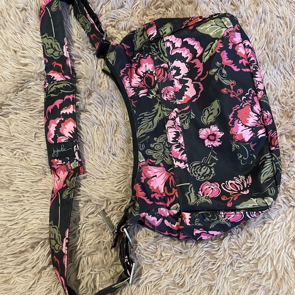 Jujube Hobobe bag and change mat “blooming romance” - Picture 12 of 12